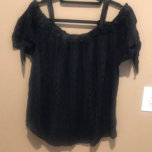 Peasant-style Short sleeve off the shoulder top